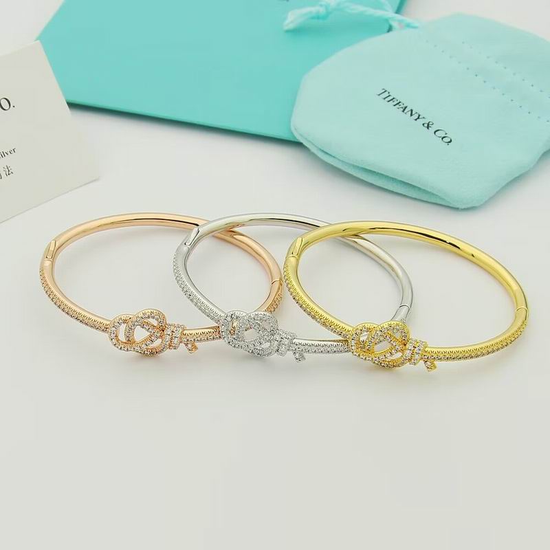 Tiffany bracelet 09yxq10